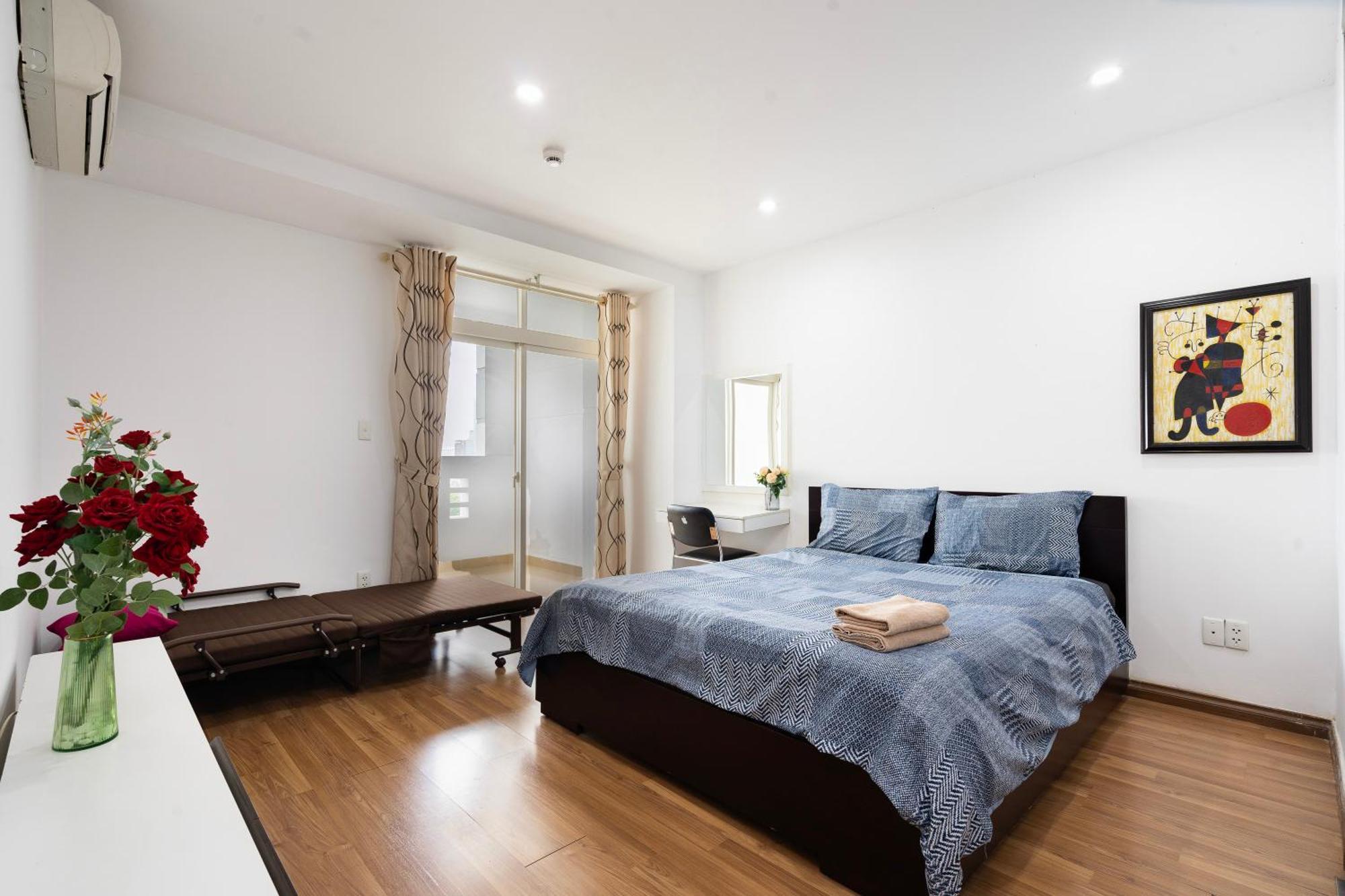 Apartment Big Next To Bui Vien , Ben Thanh Market *